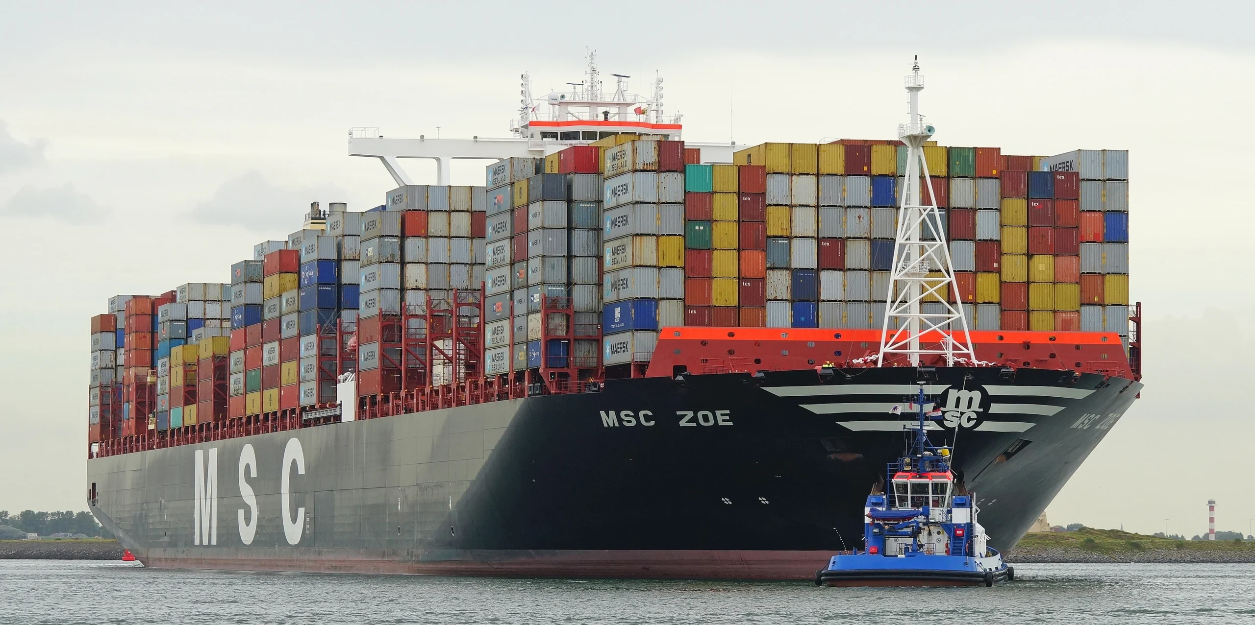 https://kvnlogistics.vn/wp-content/uploads/2026/01/top-5-largest-container-shipping-lines-in-the-world-who-is-leading-13359-1-scaled.webp